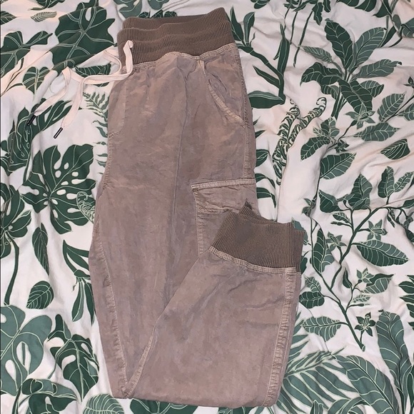 Aerie Twill Cargo Jogger Pants 
